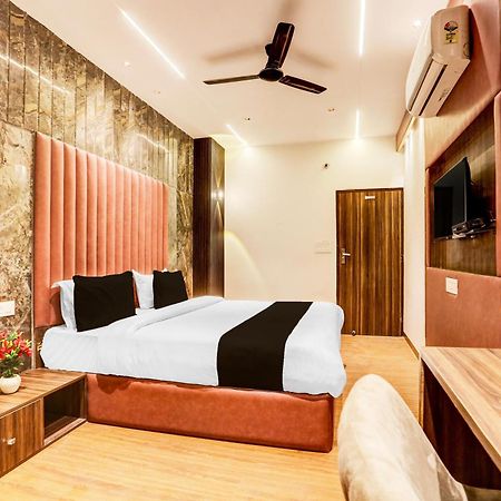 Super Townhouse Haibowal Chowk Λουντιάνα Εξωτερικό φωτογραφία