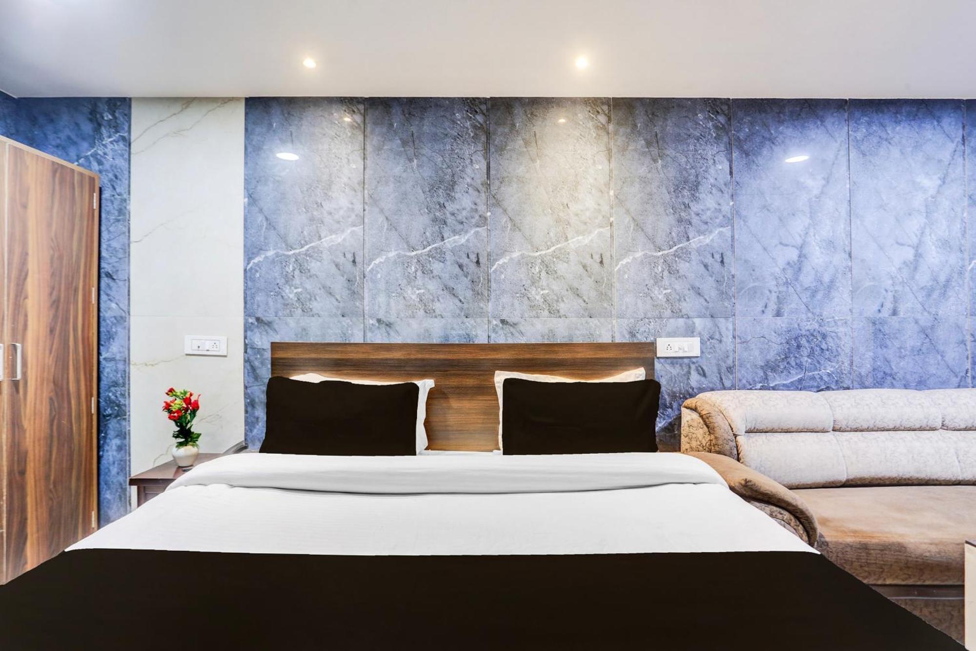 Super Townhouse Haibowal Chowk Λουντιάνα Εξωτερικό φωτογραφία