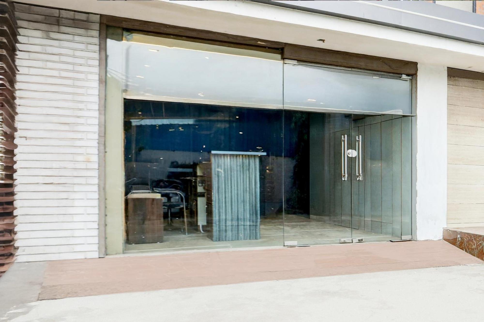 Super Townhouse Haibowal Chowk Λουντιάνα Εξωτερικό φωτογραφία